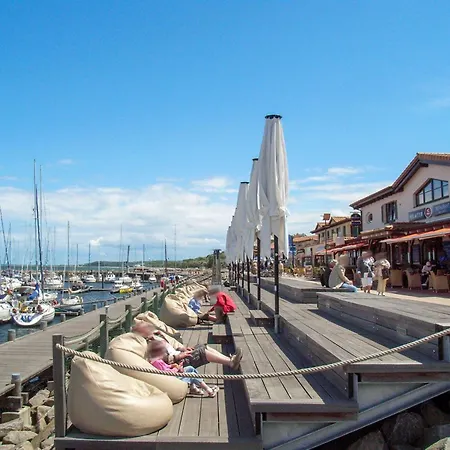 Grosse Morgensuenn-am-strand By Interhome Kuehlungsborn